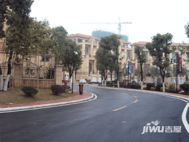 香江水岸新城社区实景