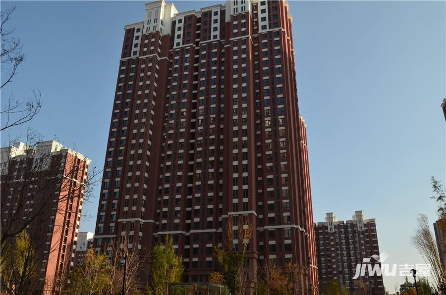 荣盛楠湖郦舍社区实景 住宅正面