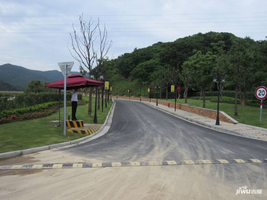 和润龙湖山庄实景图图片