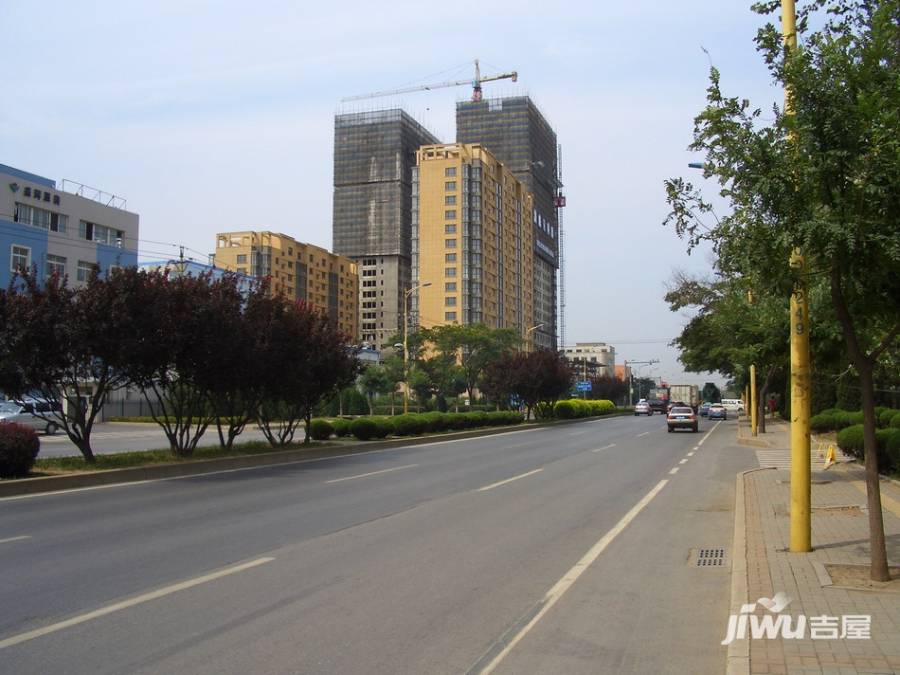 圣地秋实实景图图片