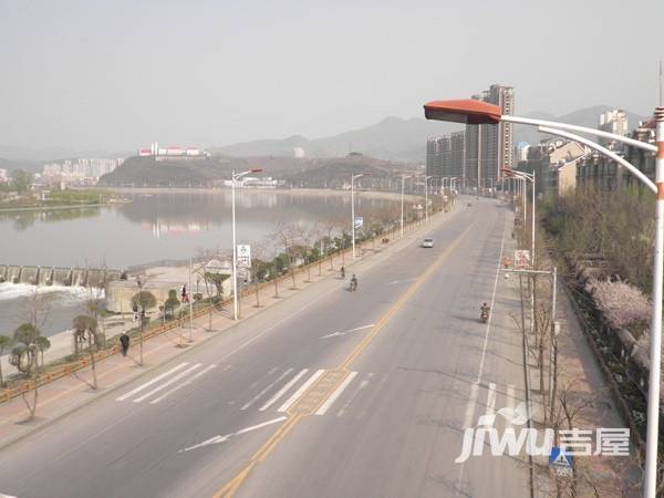 碧水云天实景图图片