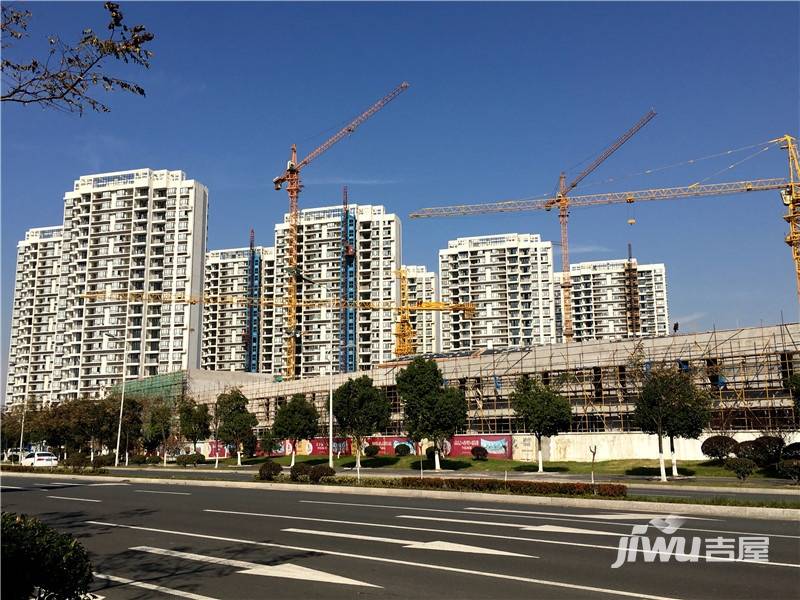 映月华府实景图