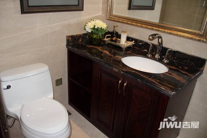 玉兰西花园样板间