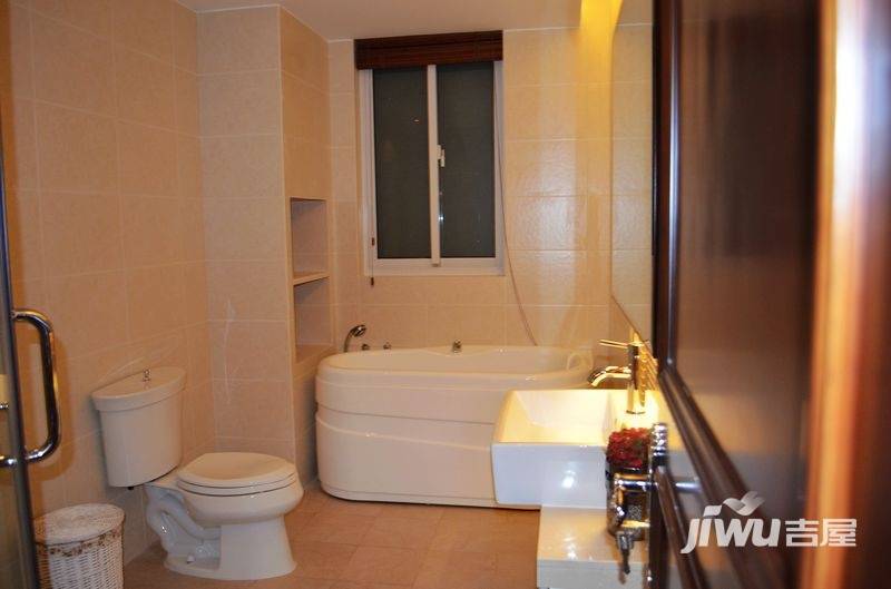 第一国际四期颐园样板间