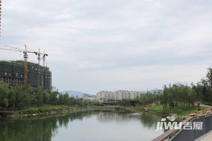 山河城伴山银河实景图图片