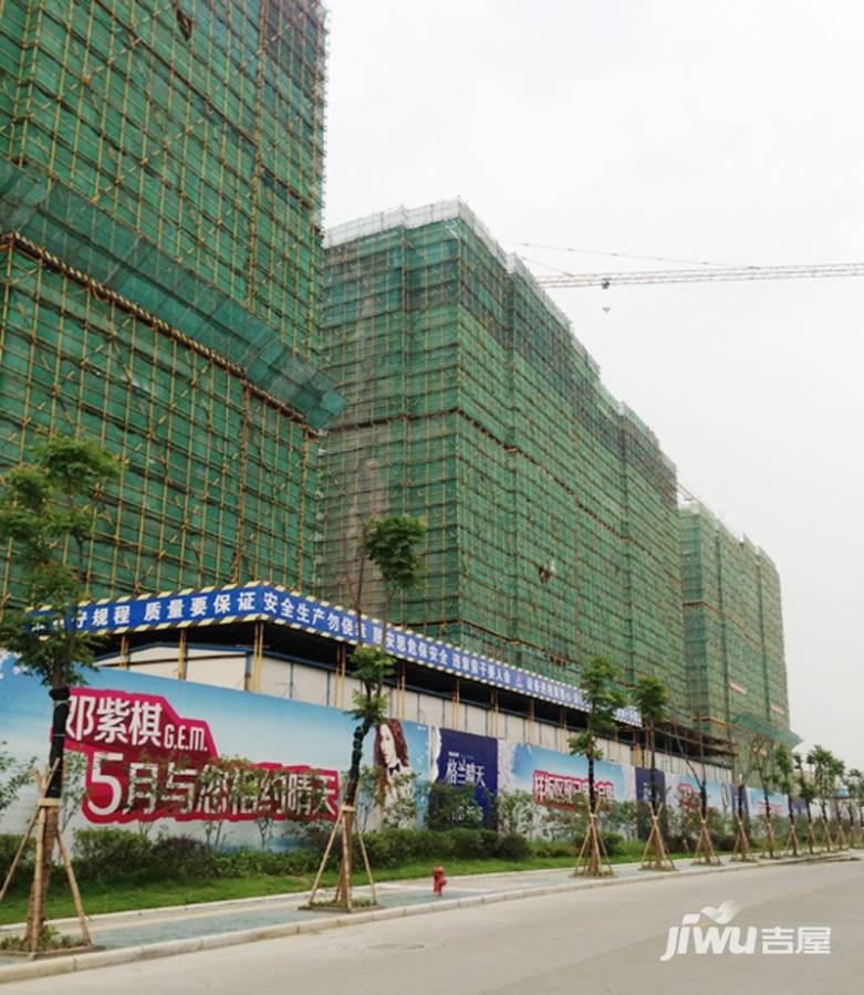 格兰晴天实景图图片