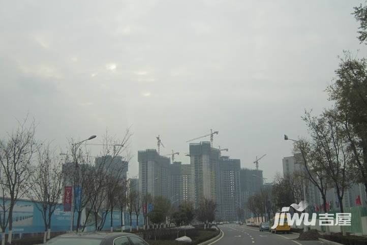 御锦城实景图图片