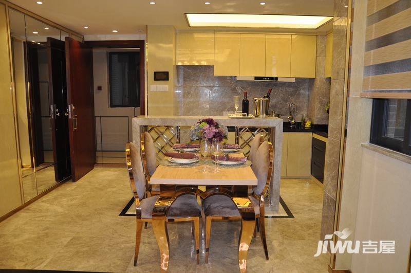 誉峯名门样板间图片