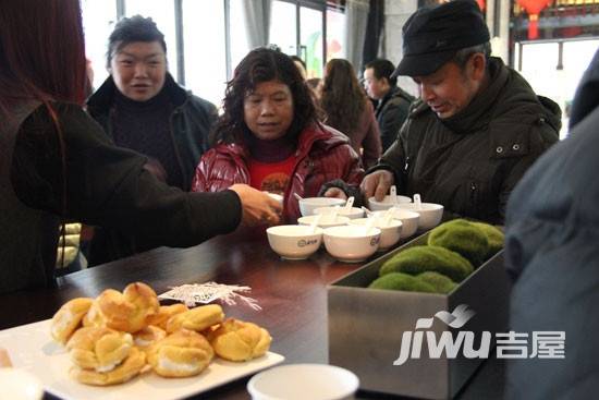 长虹国际城三期商铺售楼处图片