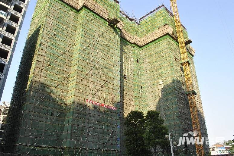 蓝湖水岸实景图图片