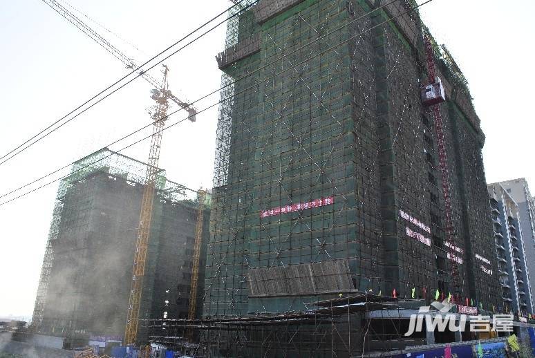 蓝湖水岸实景图图片